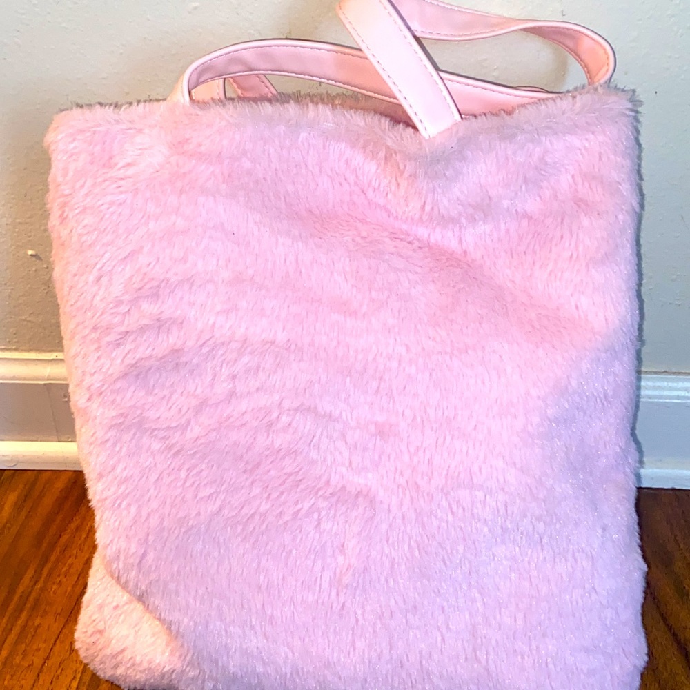 Fuzzy Forever 21 purse 👛